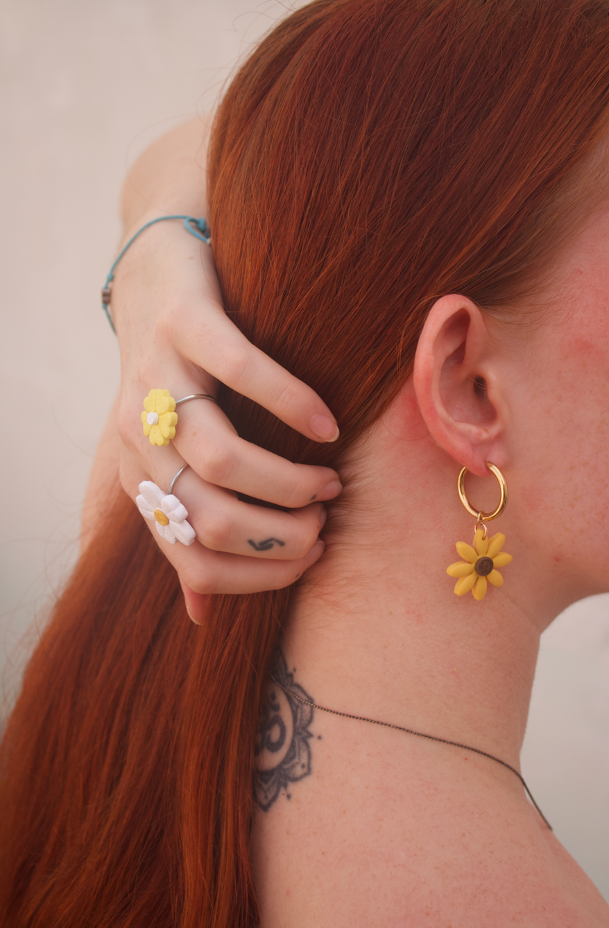 Pendientes charm - Girasoles 24
